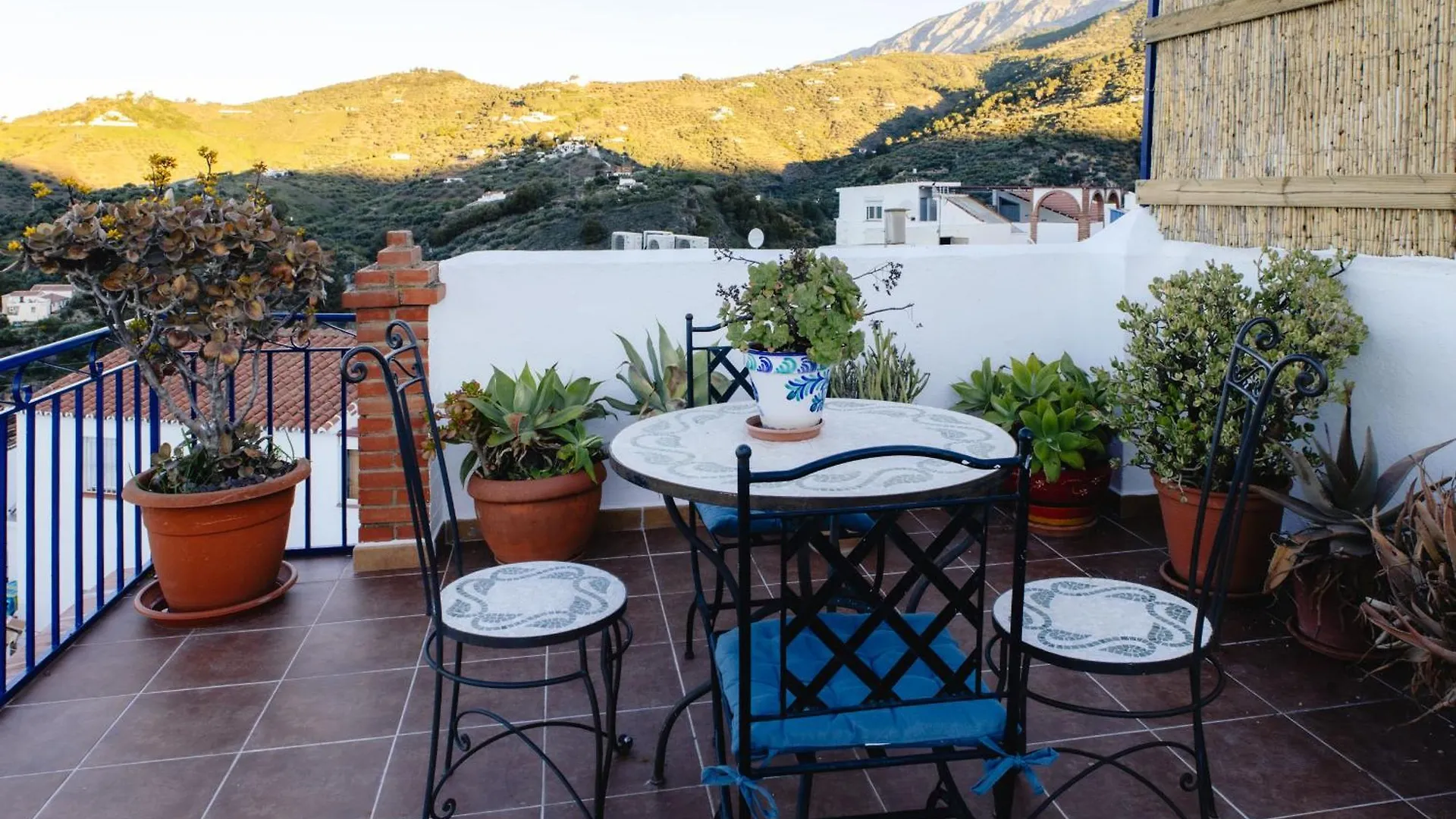 Casa Vista Bed and Breakfast Canillas de Albaida